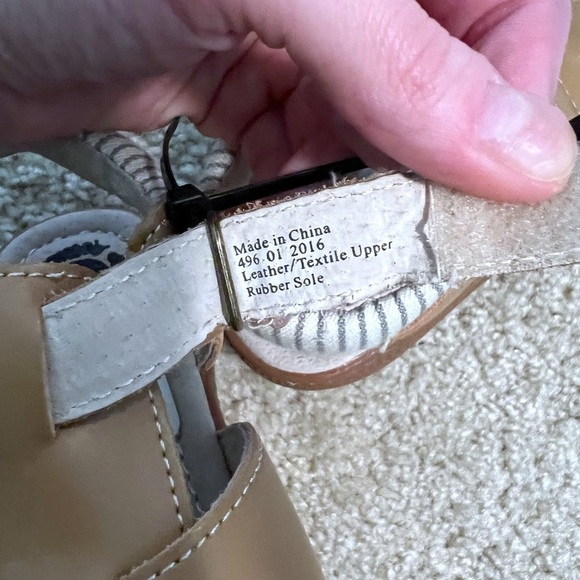 Livie and Luca tan Sailor sandals unisex little kid 12 new never worn - Picture 5 of 8